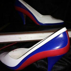 Size 6 AMERICA! HELL YEAH!!